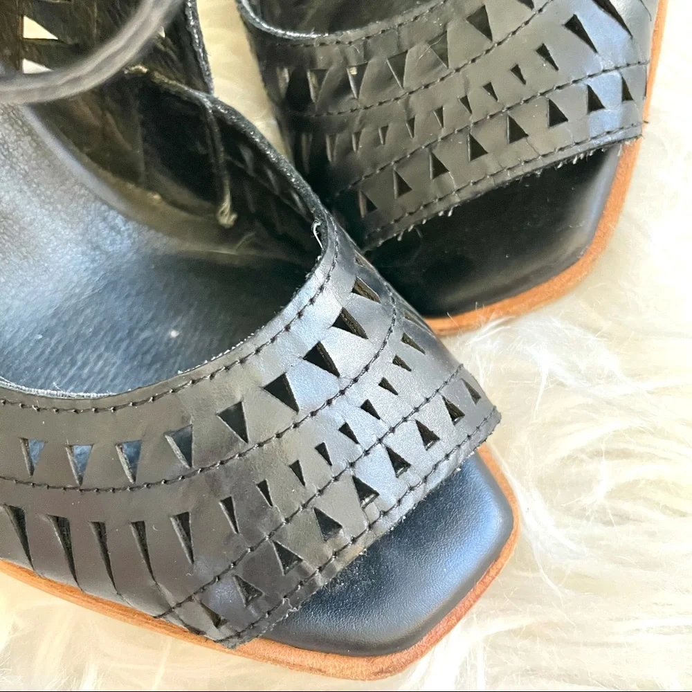 Jeffrey Campbell Black Rodillo Laser Cut Wedges Sz 6.5 - Picture 5 of 11